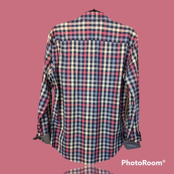 Men's Bugatchi, Shaped Fit Casual Button down (M) plaid - Picture 3 of 5